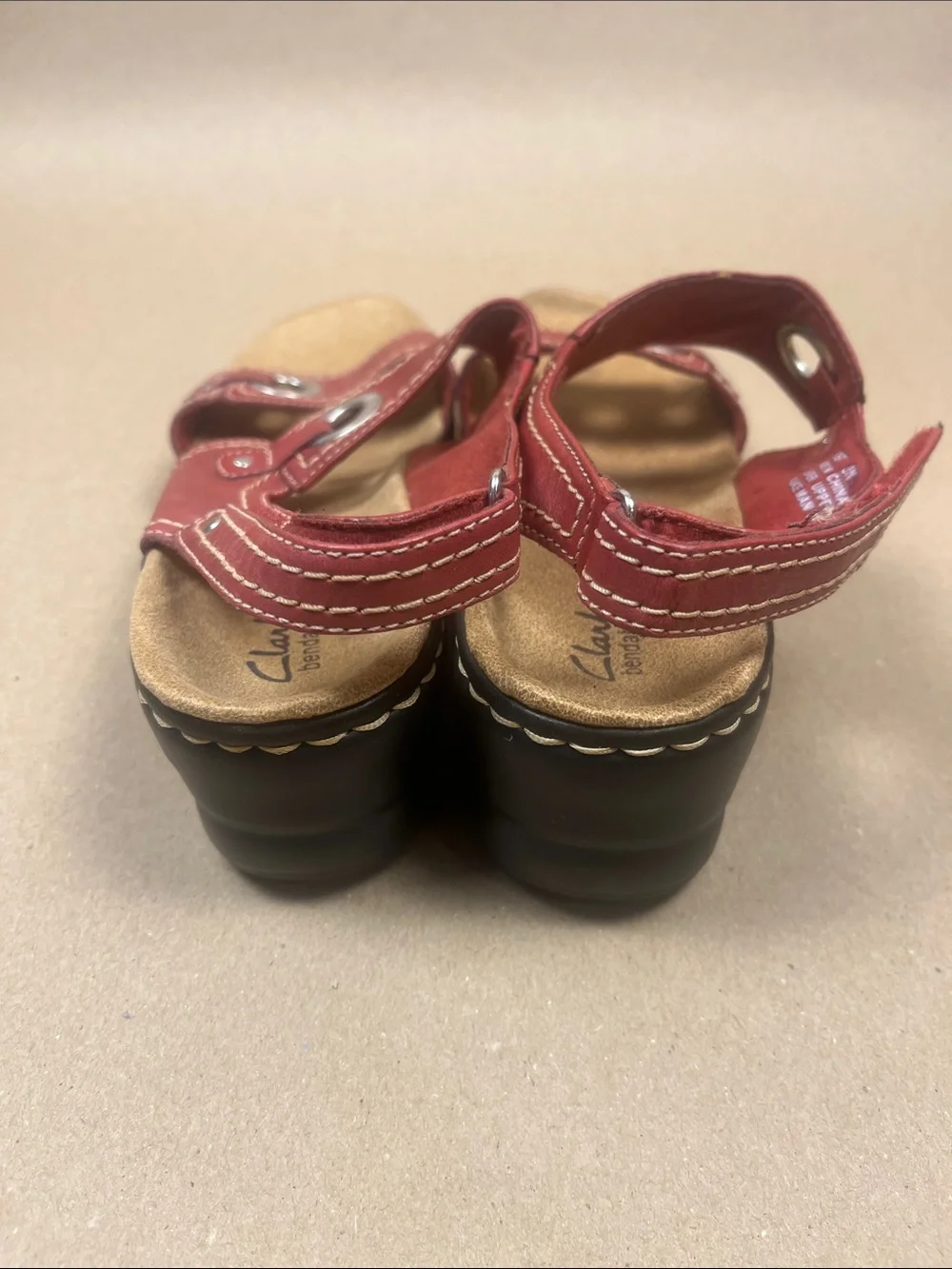 Clarks Red Leather Adjustable Sandals with Metal Eyelets 9N